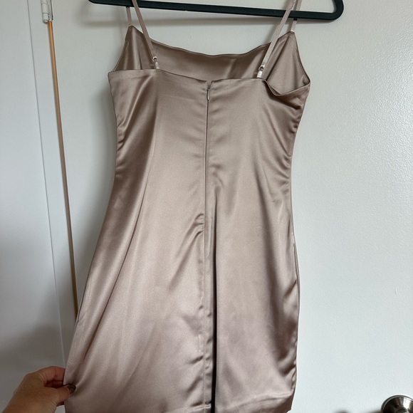 Great little dress for a night out with girls, or a hit date night! - Picture 4 of 8
